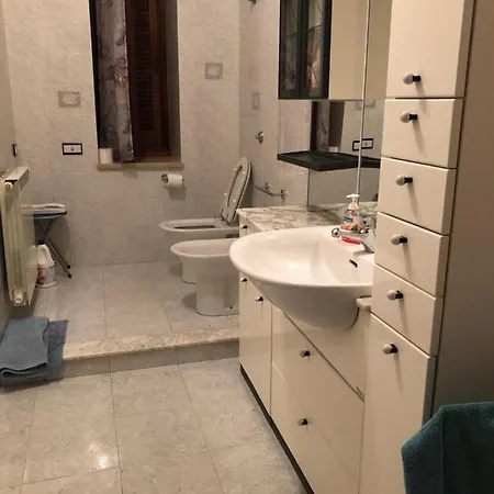 Apartment Da Alessandra Fondi